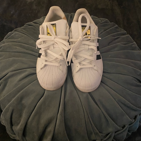 Adidas Superstar - Picture 3 of 6